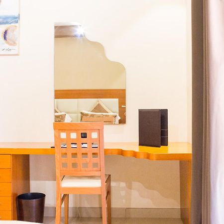Hotel Agora Sure Hotel Collection By Best Western Lago Patria Oda fotoğraf