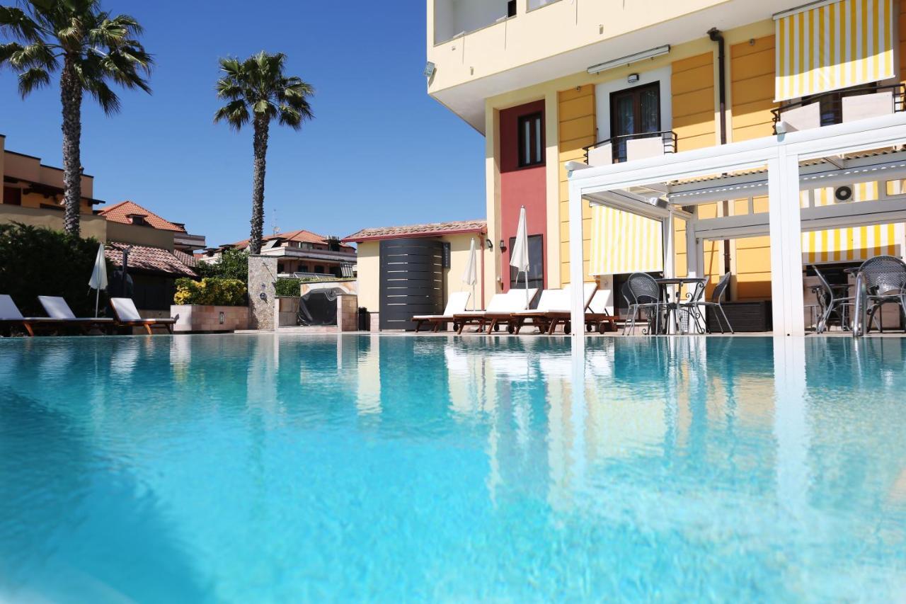 Hotel Agora Sure Hotel Collection By Best Western Lago Patria Dış mekan fotoğraf