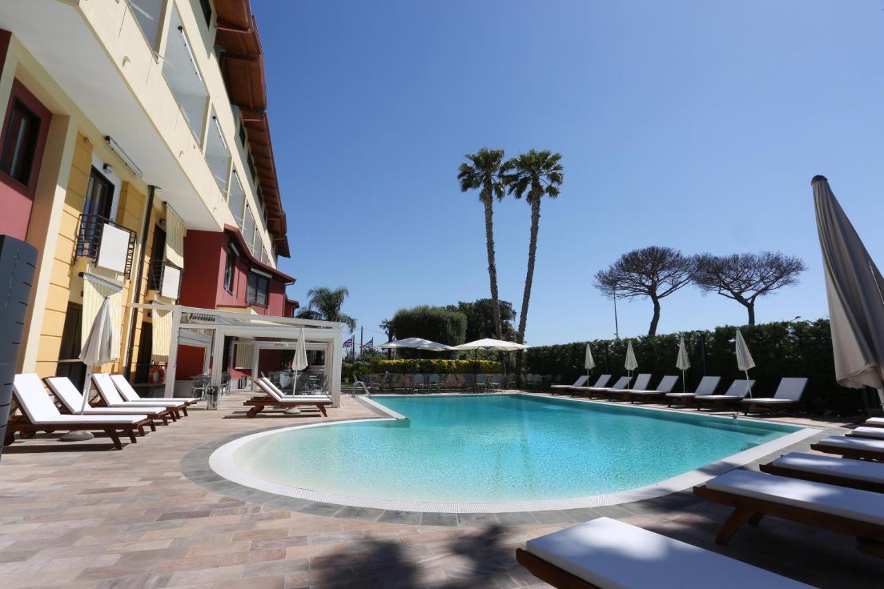 Hotel Agora Sure Hotel Collection By Best Western Lago Patria Dış mekan fotoğraf