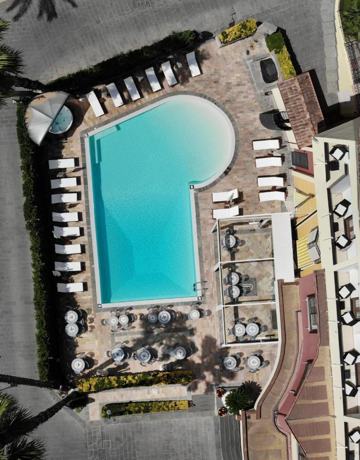 Hotel Agora Sure Hotel Collection By Best Western Lago Patria Dış mekan fotoğraf