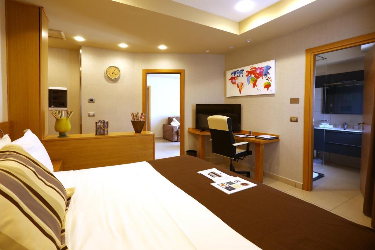 Hotel Agora Sure Hotel Collection By Best Western Lago Patria Dış mekan fotoğraf