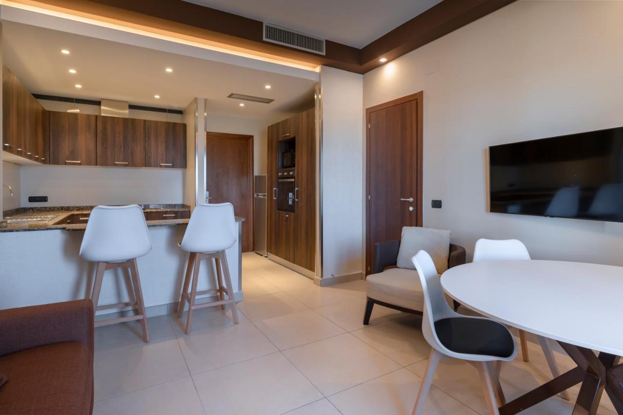 Hotel Agora Sure Hotel Collection By Best Western Lago Patria Dış mekan fotoğraf