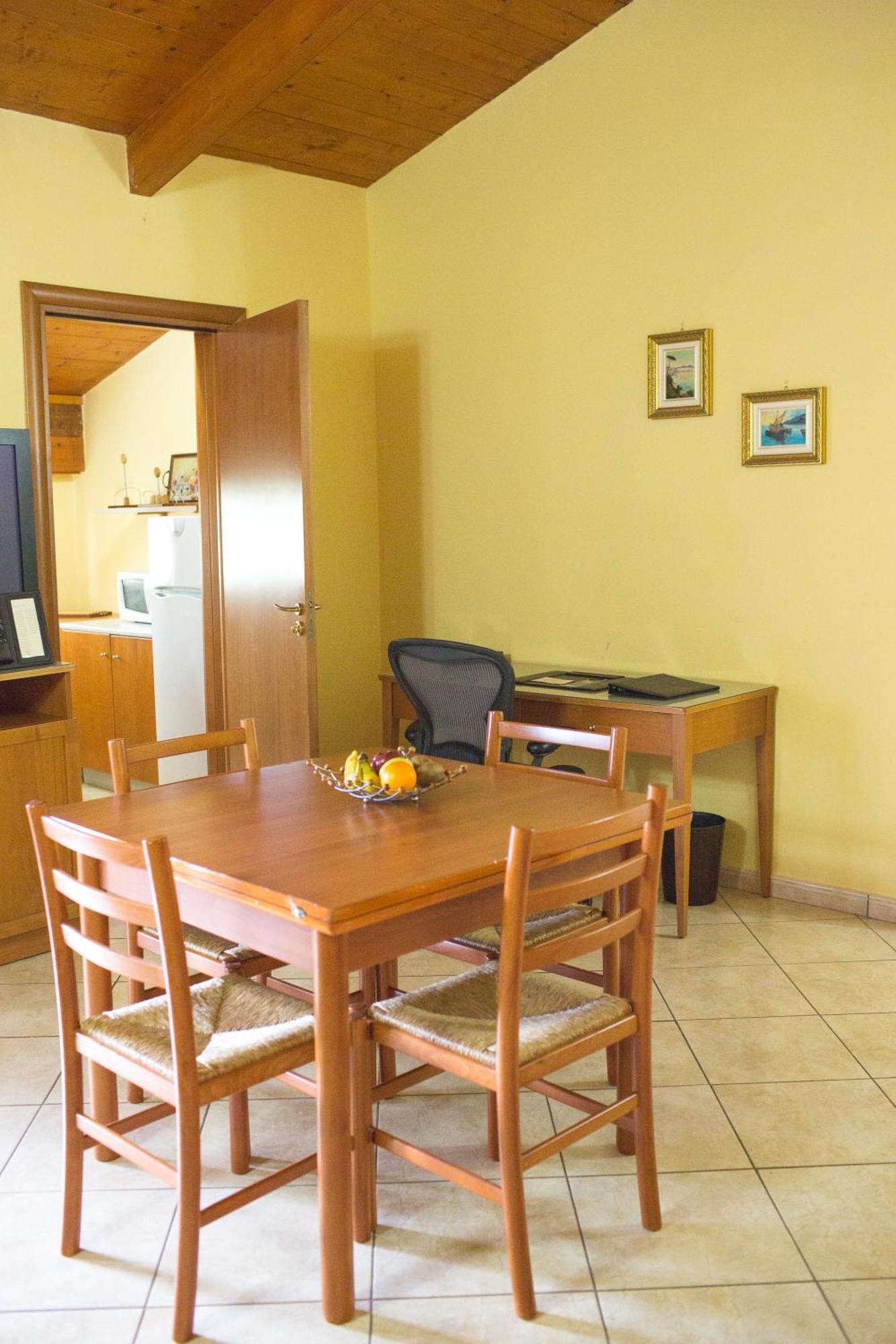 Hotel Agora Sure Hotel Collection By Best Western Lago Patria Oda fotoğraf
