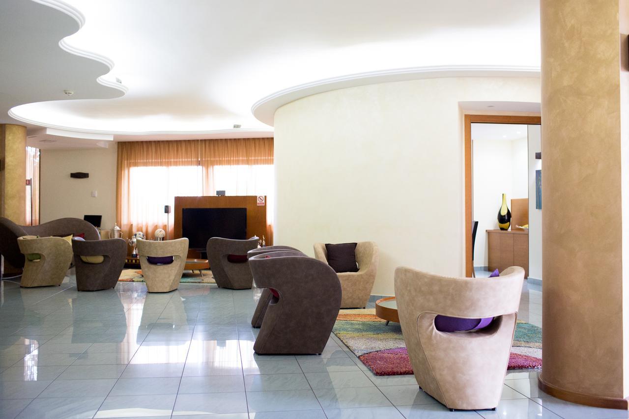 Hotel Agora Sure Hotel Collection By Best Western Lago Patria Dış mekan fotoğraf